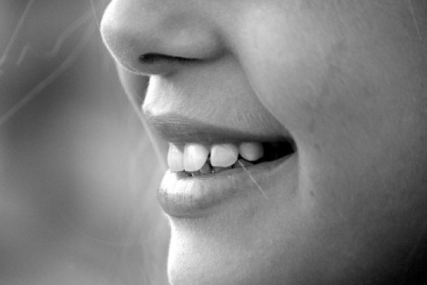 تأثیر بولیمیا بر روی دندان ها